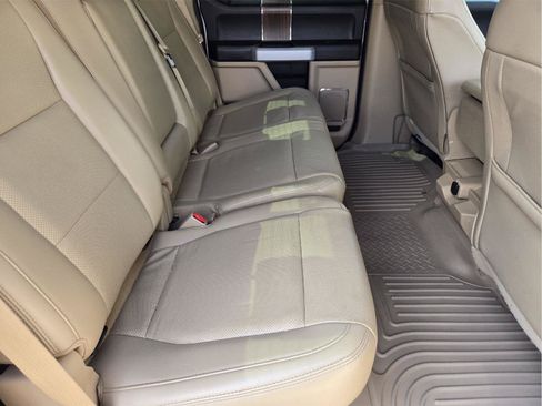 Used 2017 Ford F150 Lariat RWD image 28