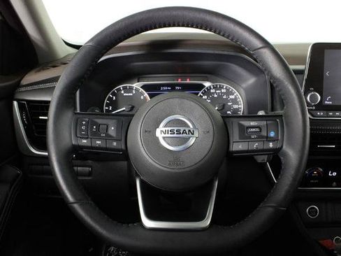 Certified 2021 Nissan Rogue SV w/ Premium Package FWD image 28