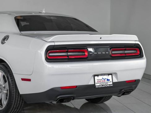 Used 2018 Dodge Challenger R/T w/ Sound Group image 59