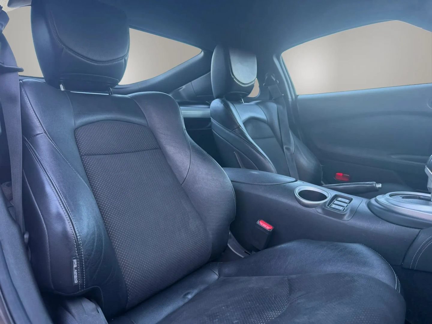Used 2014 Nissan 370Z Touring w/ Sport Package RWD image 15
