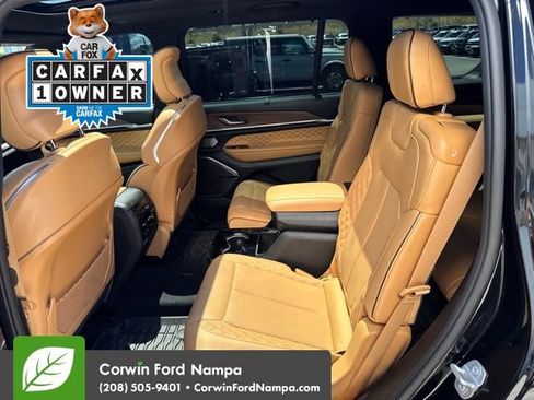 Used 2024 Jeep Grand Cherokee L Summit w/ Advanced Protech Group IV AWD/4WD image 14