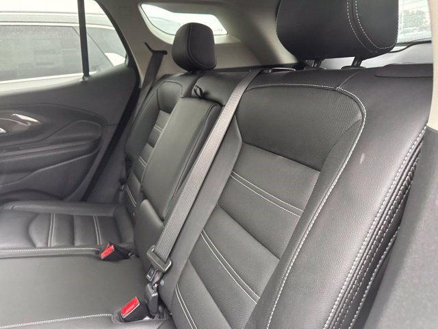 Used 2023 GMC Terrain Denali w/ LPO, Floor Liner Package AWD/4WD image 9