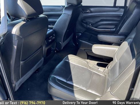 Used 2017 Chevrolet Suburban LT w/ Luxury Package RWD image 16