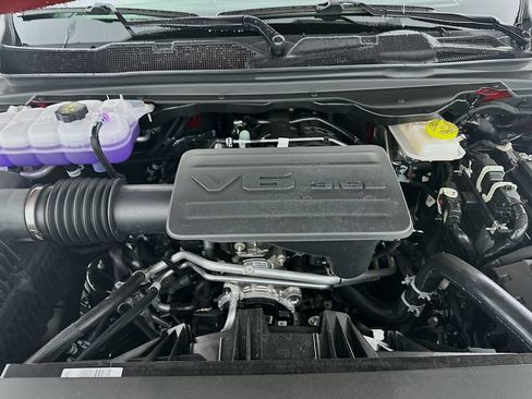 New 2026 RAM 1500 Express AWD/4WD image 18