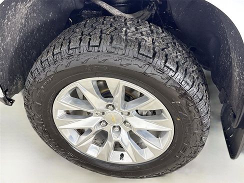 Used 2019 Chevrolet Silverado 1500 LTZ w/ LTZ Premium Package image 34