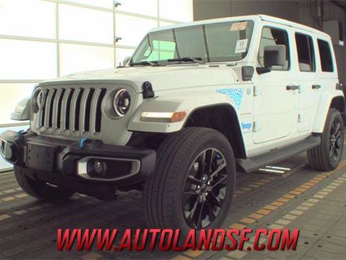 Used 2023 Jeep Wrangler Unlimited Sahara w/ Cold Weather Group AWD/4WD image 1
