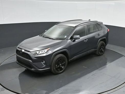 Used 2019 Toyota RAV4 XLE image 26