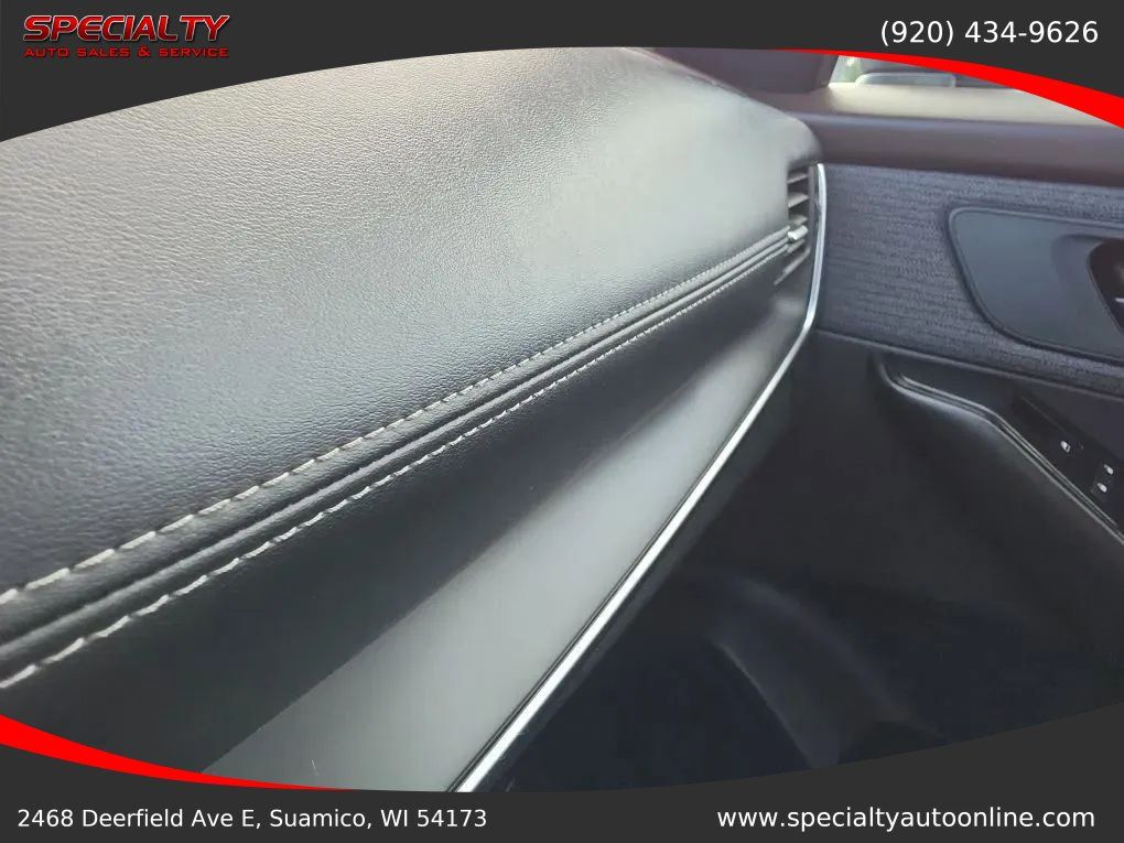 Used 2023 Nissan Rogue S AWD/4WD image 21