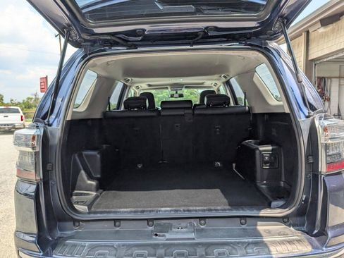 Used 2014 Toyota 4Runner Limited AWD/4WD image 25