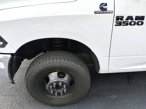 Used 2018 RAM 3500 Tradesman w/ Chrome Appearance Group AWD/4WD image 22