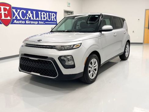 Used 2020 Kia Soul LX image 10
