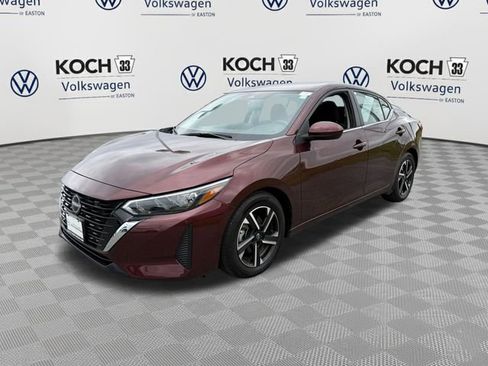 Used 2025 Nissan Sentra SV FWD image 3