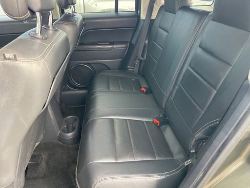 Used 2016 Jeep Patriot 4WD image 24