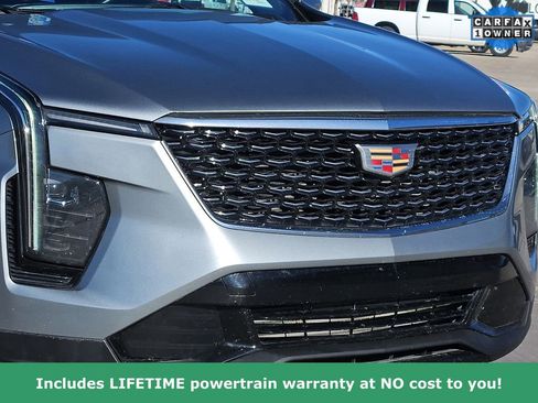 Used 2024 Cadillac XT4 Premium Luxury image 7