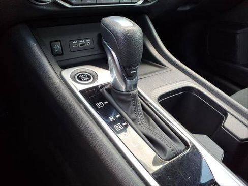 Used 2024 Nissan Sentra SV w/ All-Weather Package FWD image 19