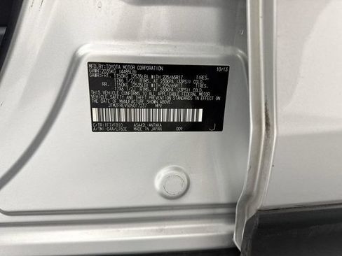 Used 2013 Toyota RAV4 LE FWD image 35