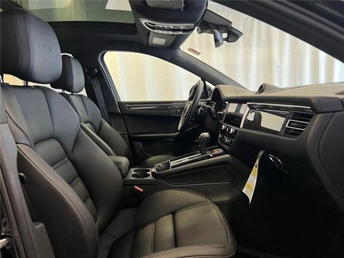 Used 2026 Porsche Macan GTS image 16