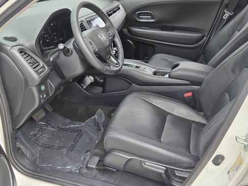 Certified 2021 Honda HR-V EX-L image 11