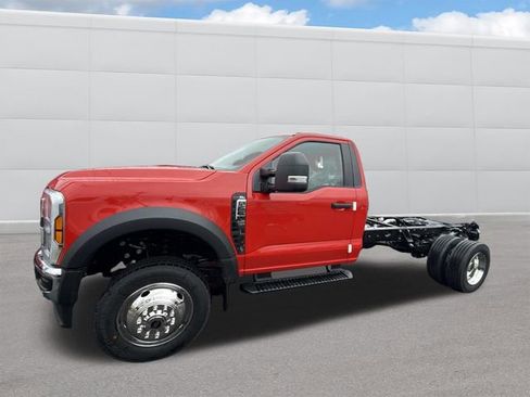 New 2026 Ford F550 4x4 Regular Cab Super Duty image 2