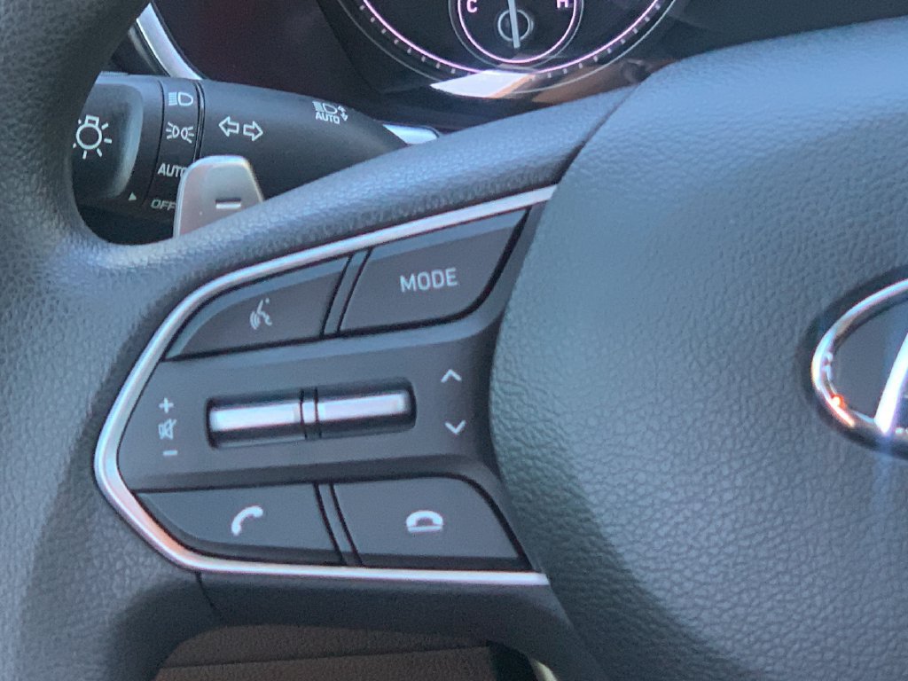Certified 2023 Hyundai Santa Fe SE FWD image 22
