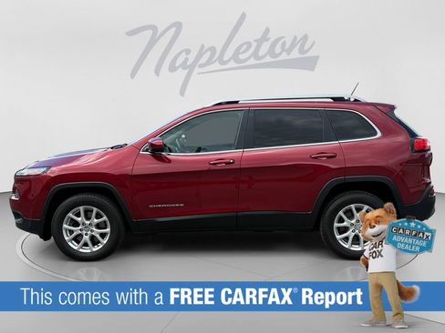 Used 2015 Jeep Cherokee Latitude w/ Cold Weather Group AWD/4WD image 2