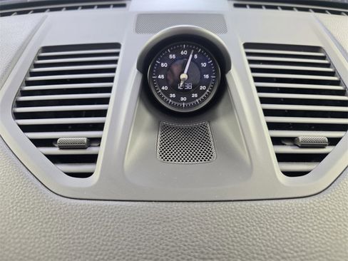 Used 2020 Porsche 911 Carrera image 22