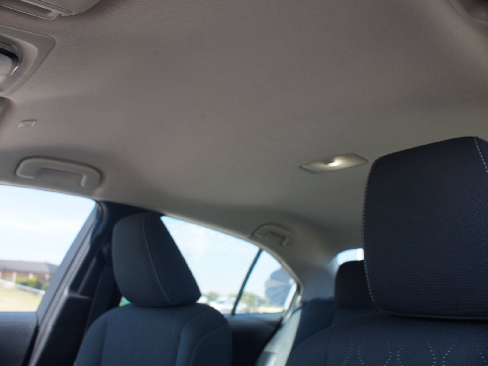 Used 2024 Toyota Corolla LE FWD image 6