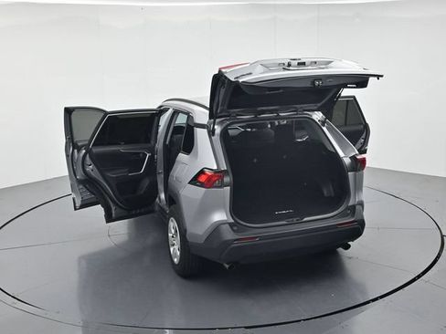 Used 2019 Toyota RAV4 LE w/ Carpet Mat Package FWD image 45
