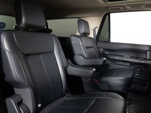 Used 2023 Ford Expedition Max XLT AWD/4WD image 27