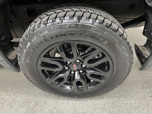 Used 2023 GMC Sierra 1500 Elevation image 5