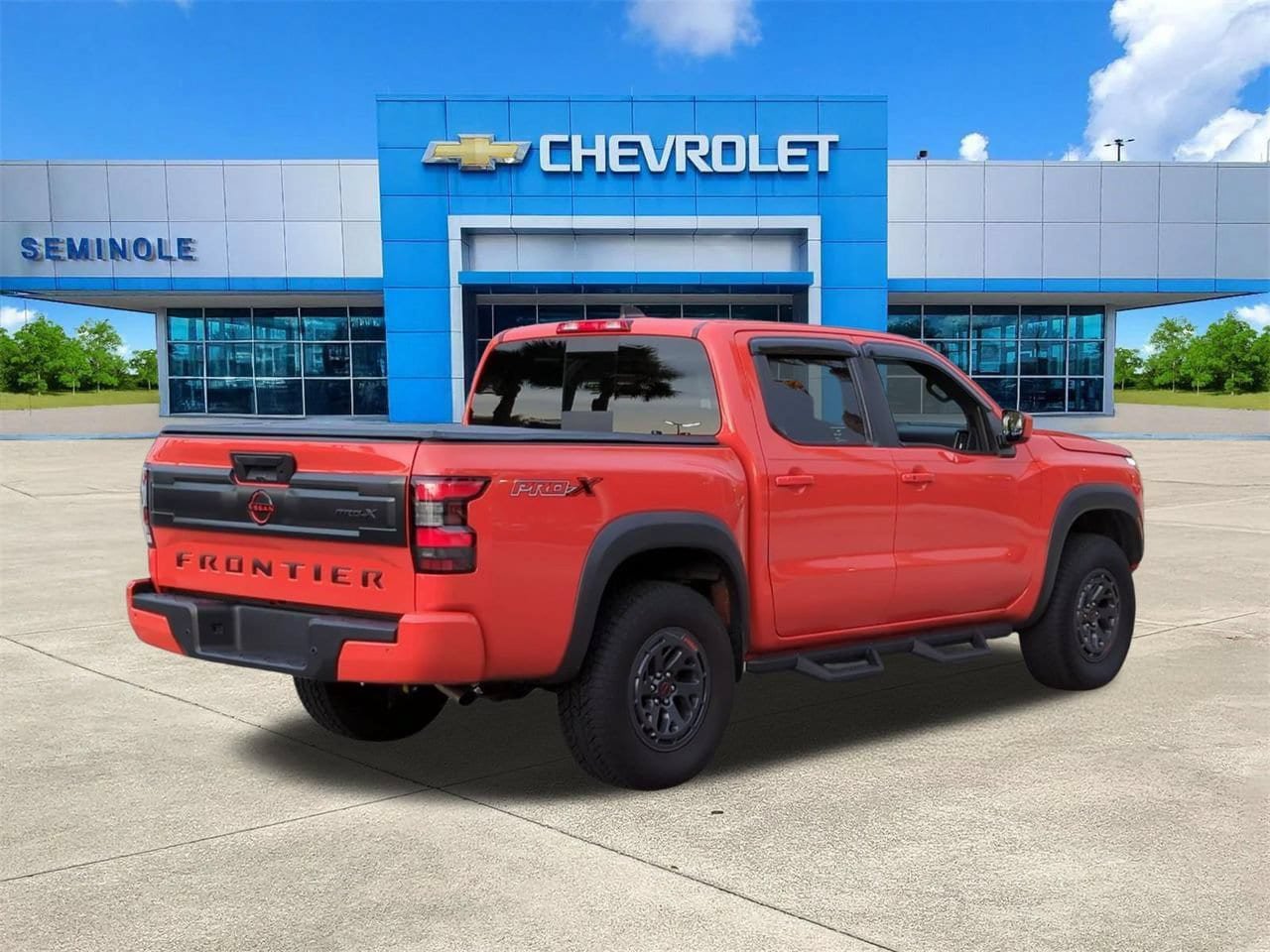 Used 2025 Nissan Frontier Pro-X RWD image 4