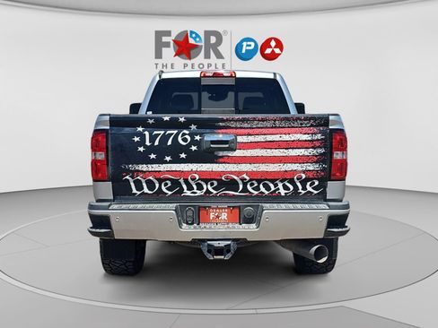Used 2019 GMC Sierra 3500 Denali w/ Duramax Plus Package AWD/4WD image 4