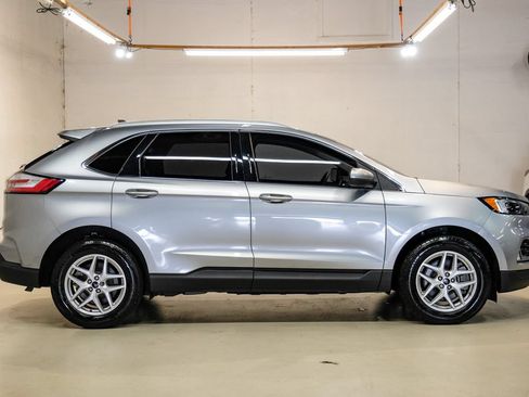 Used 2024 Ford Edge SEL w/ Convenience Package AWD/4WD image 7