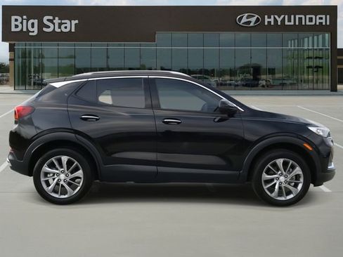 Used 2023 Buick Encore GX Essence w/ Experience Buick Package image 5