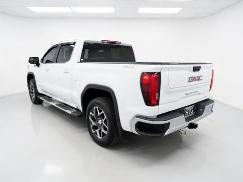 Used 2022 GMC Sierra 1500 SLT AWD/4WD image 6