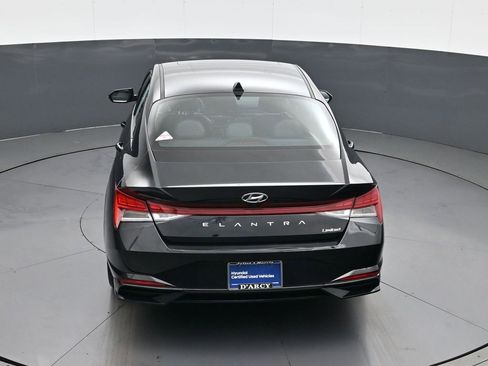 Certified 2023 Hyundai Elantra Limited image 18