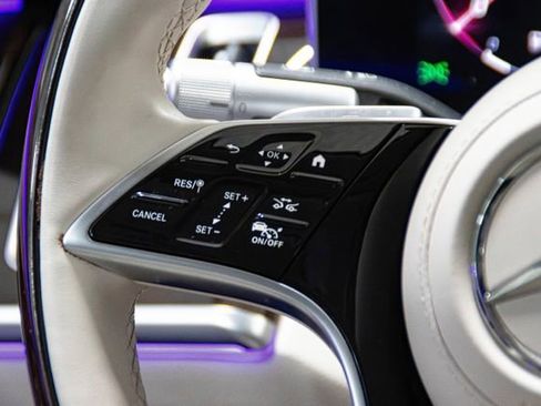 Used 2025 Mercedes-Benz S 580 4MATIC Sedan image 11