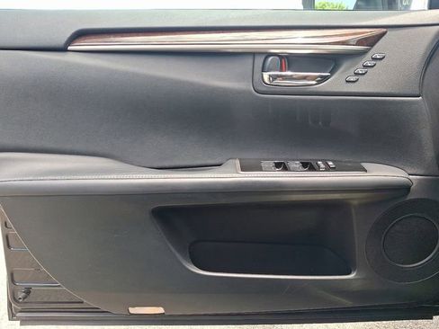 Used 2016 Lexus ES 350 w/ Navigation System Package FWD image 23