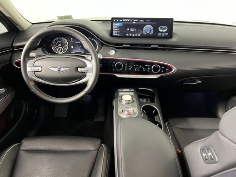 Used 2022 Genesis GV70 2.5T w/ Advanced Package image 13