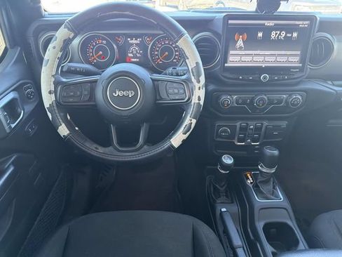 Used 2020 Jeep Wrangler Unlimited Sport AWD/4WD image 22