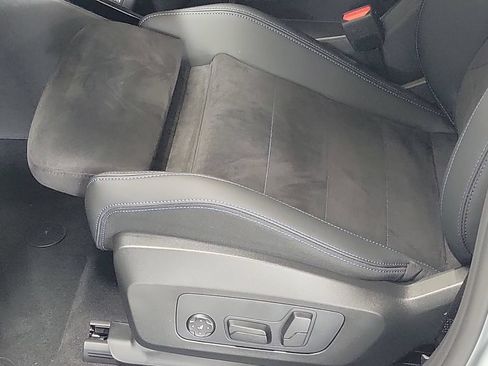 New 2026 BMW X2 xDrive28i w/ Technology Package AWD/4WD image 15