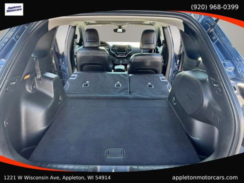 Used 2020 Jeep Cherokee Limited AWD/4WD image 24