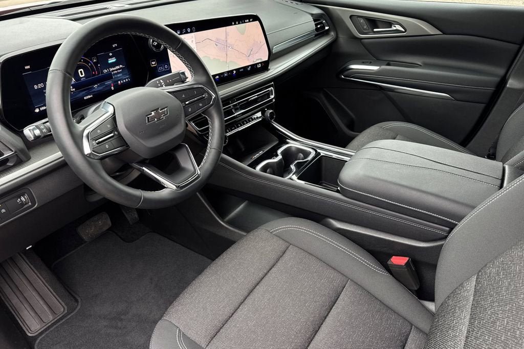 New 2026 Chevrolet Traverse LT w/ Midnight/Sport Edition FWD image 10