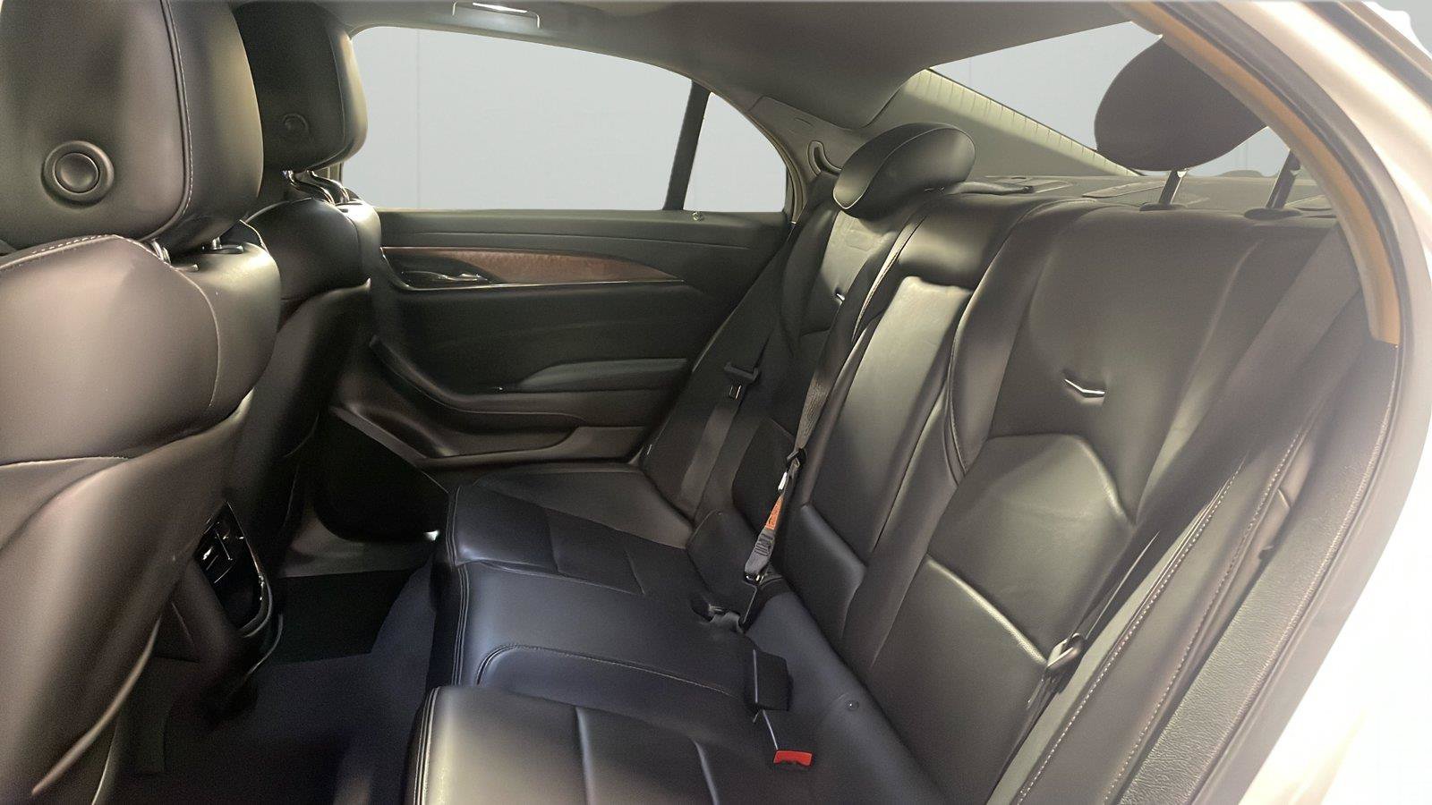 Used 2017 Cadillac CTS Luxury RWD image 11