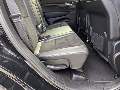 Used 2020 Jeep Grand Cherokee Altitude image 35