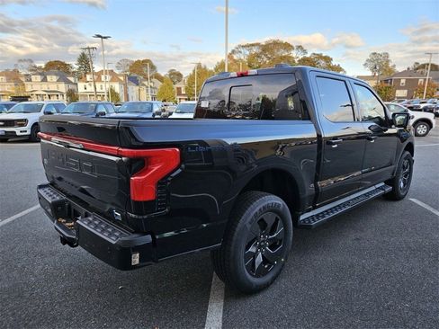 New 2025 Ford F150 Lightning Lariat image 5