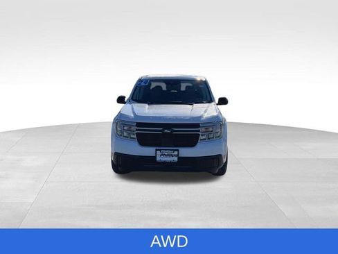 Used 2024 Ford Maverick Lariat image 3