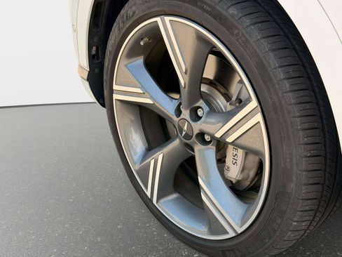 Used 2025 Genesis GV80 3.5T Prestige AWD/4WD image 11