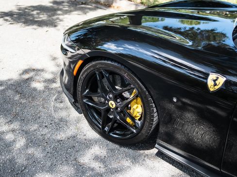 Used 2024 Ferrari Roma RWD image 4