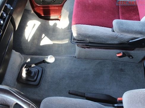 Used 1990 Volkswagen Vanagon GL RWD image 16